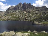 Estany de Pletiu mit Agulles de Travessani